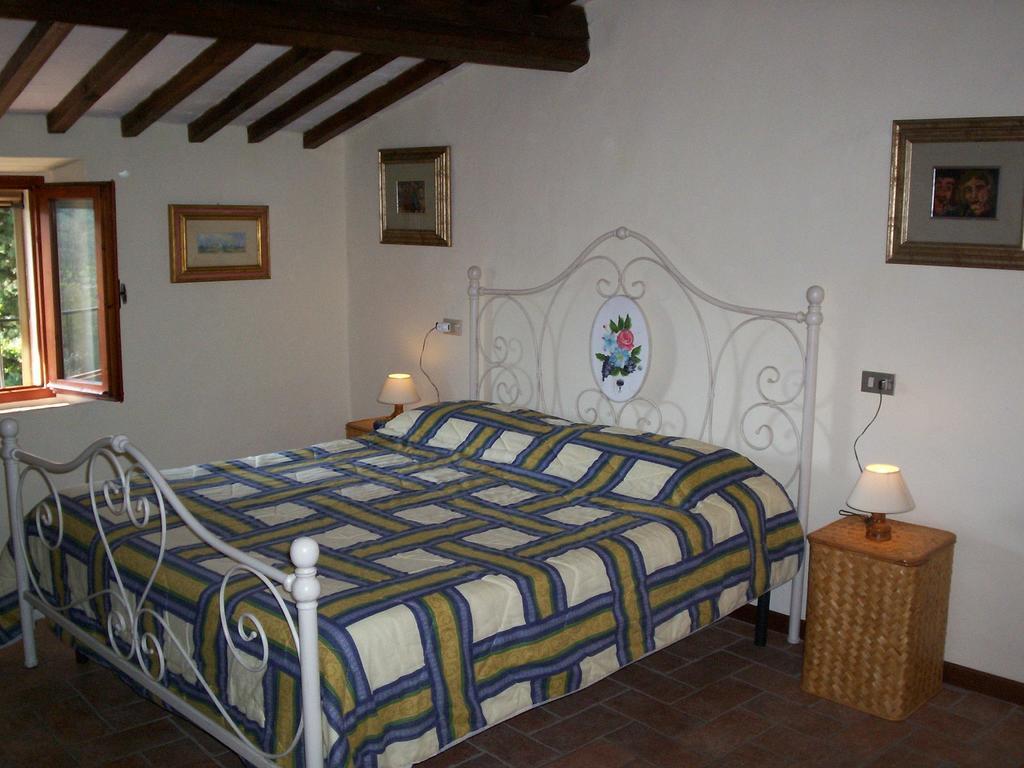 سان جيمينيانو Podere Il Caggio Rooms الغرفة الصورة