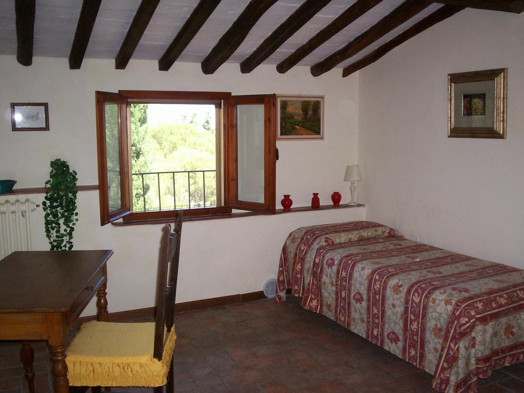 سان جيمينيانو Podere Il Caggio Rooms الغرفة الصورة